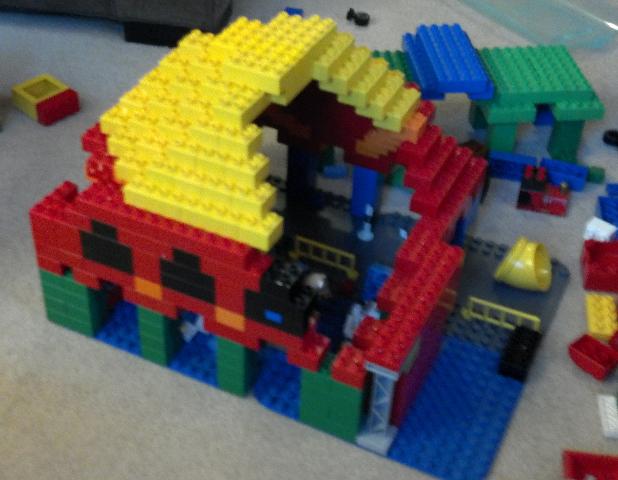 Mughal-inspired
Duplo architecture